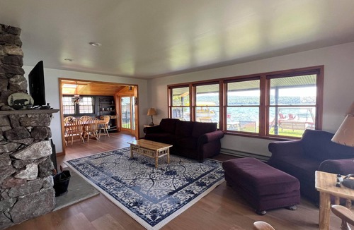 Town of Webb Cabin | Lakehouse Lodge ~ Fourth Lake Getaway Lodges