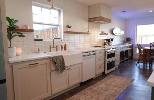 Azle House | Lakehouse on Eagle Mountain - Family Fun or Pickleball Getaway! Full Remodel
