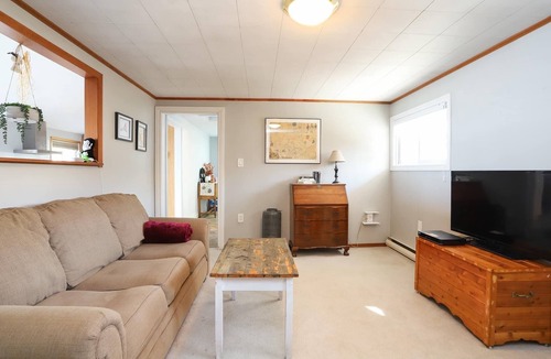 Batchawana Bay House | Lakehouse on Havilland Bay