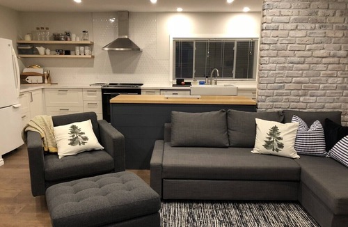 Oro-Medonte Cottage | Lakehouse on Simcoe