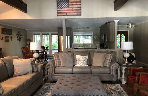 Greers Ferry House | Lakehouse on the Narrows