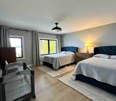 Erinsville House | LakeHouse on the Point