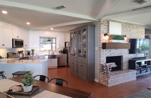Mabank House | Lakehouse Retreat With 140' Open Water & Amazing Views - Sleeps 12