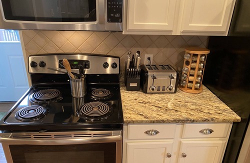 Harveys Lake House | Lakehouse with beautiful setting, public boat launch within walking distance.