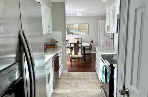 Gober House | Lakehouse with lake access, spacious yard, updated interior