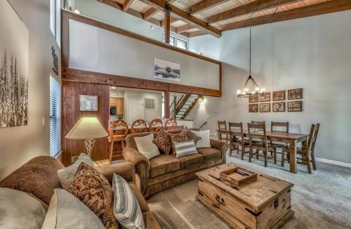 South Lake Tahoe Villa | Lakeland Village 410