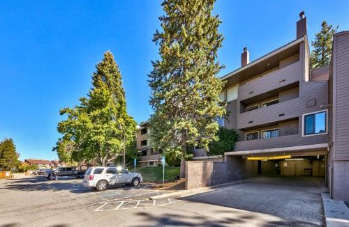 South Lake Tahoe House | Lakeland Village #462 - Pine Peak Paradise 2.5BR