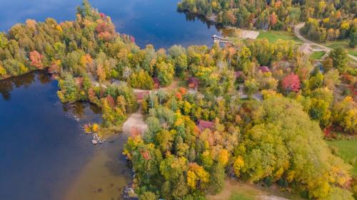 Killaloe Resort | Lakepoint Cottage Resort