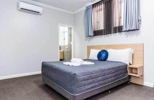 Forster Hotel | Lakes and Ocean Hotel Forster