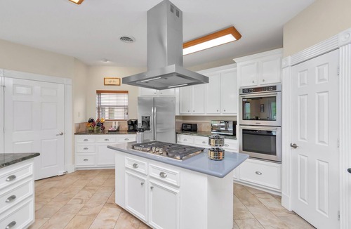 Lake Houston House | Lakeshore Escape with Breathtaking View