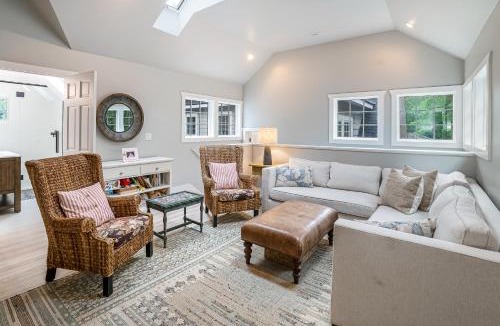 Union Pier House | Lakeshore Luxury