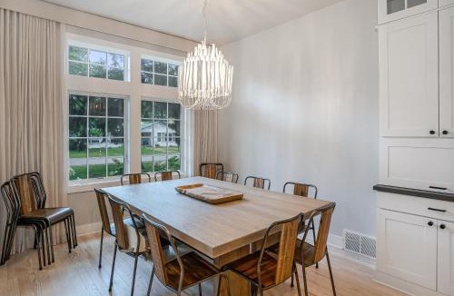 Union Pier House | Lakeshore Luxury