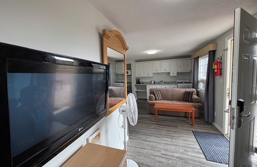 North Bay Hotel | Lakeshore Suites