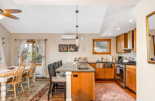 Malletts Bay Condo | Lakeshore Vermont LLC