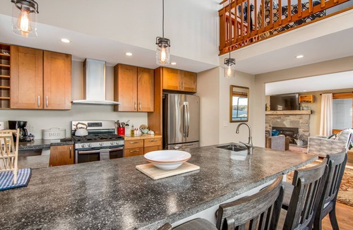 Malletts Bay Condo | Lakeshore Vermont