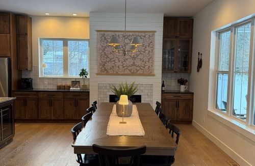 Fennville House | Lakeshore Woods Escape