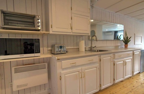 Saint-Brigitte-de-Laval Apartment | Lakeside Getaway #1 Spa Sauna Firepit