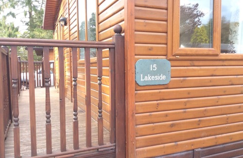 Troutbeck Bridge Cabin | Lakeside 15 – Stunning Lodge on White Cross Bay, Lake Windermere (No Pets)