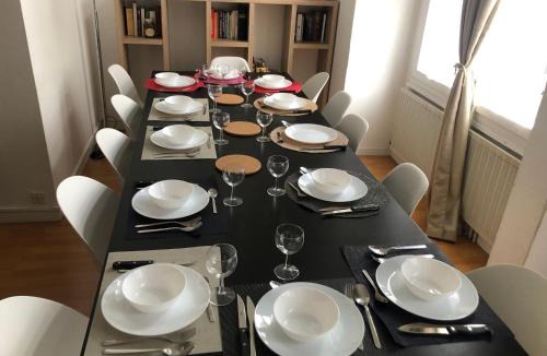Lognes Apartment | Lakeside Apt 5BR 110m2 14 guests 15min Disney
