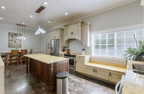 Buchanan House | Lakeside Barndominium in Charming Buchanan