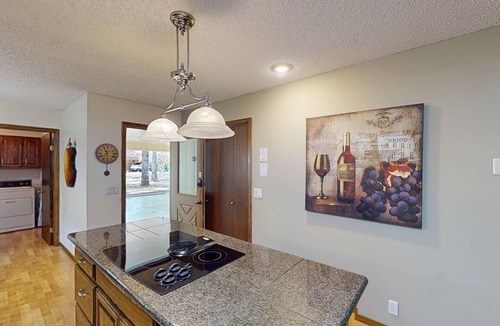 Hot Springs Village House | Lakeside Bliss: Golf, Lakefront, Deck, Pets OK