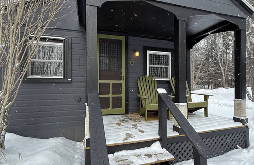 Holderness Cottage | Lakeside Cabin 6 with Kitchen