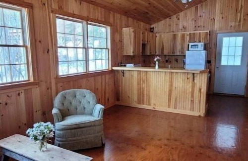 Wolfeboro Cabin | Lakeside cabin on Rust Pond CPA