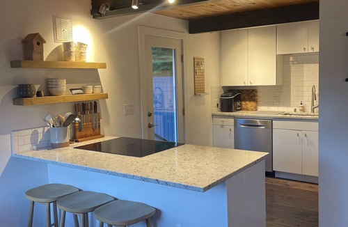 Lummi Island Cabin | Lakeside Cabin on Lummi Island