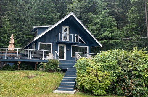 Lummi Island Cabin | Lakeside Cabin on Lummi Island