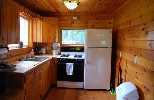 Chazy Cabin | Lakeside Cabin