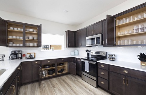Kimberling City House | Lakeside Cabin w/Private Hot Tub + Game Room