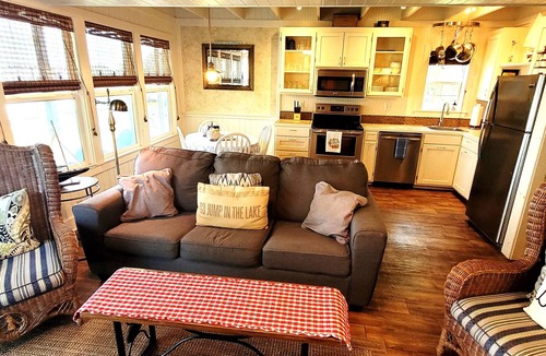 Pointblank Cabin | Lakeside Cabin With Your Own Personal Beach and Expansive Lake View