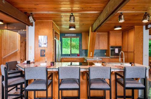 Lakeside House | Lakeside chalet