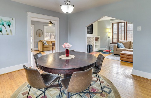 Clifton Heights House | Lakeside Clifton Heights Home Near Forest Park