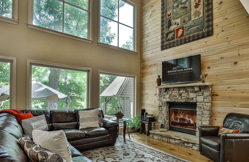 Big Canoe House | Lakeside Cloud 9