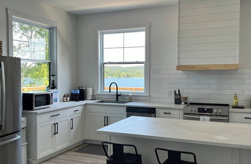 Goulais River Cottage | Lakeside cottage at Upper Island Lake