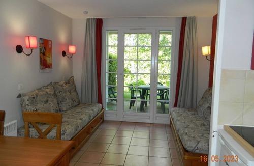 Marciac Condo | Lakeside cottage