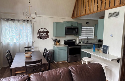 Jasper Cottage | Lakeside cottage, water access + pet friendly with additional fee