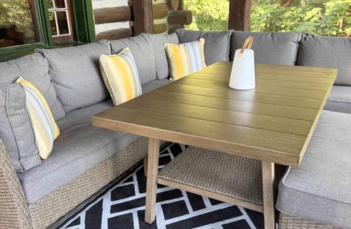 Blue Sea Ski Chalet | Lakeside Cozy Retreat : Morissette Base Camp