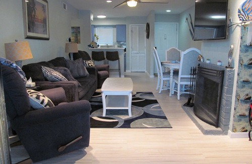 Walden on Lake Conroe Condo | Lakeside Daze!