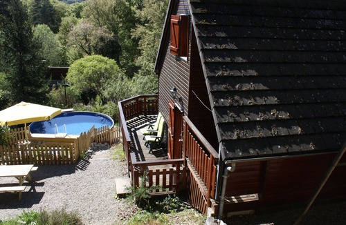 Plantades House | Lakeside Escape for 6 guests