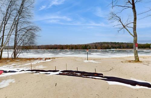 Briar Crest Woods House | Lakeside Escape