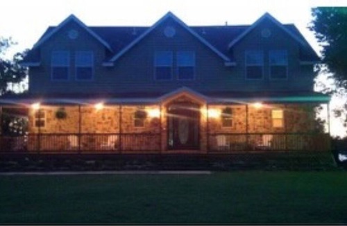 Blocker House | Lakeside Family Gathering