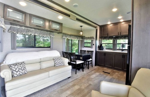 Decatur Apartment | Lakeside Fire Pit Grill Games Picnic Space