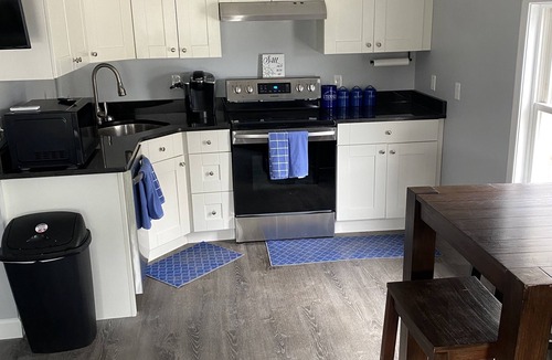 Northwood House | Lakeside get-a-way with private beach and dock