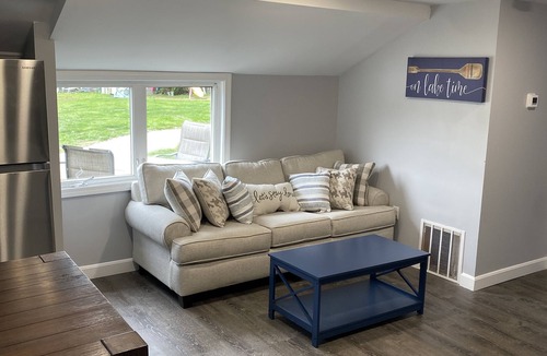 Northwood House | Lakeside get-a-way with private beach and dock