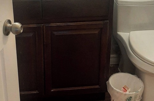 Timberlea House | Lakeside Haven Bright and cozy