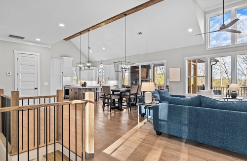 Reed Creek House | Lakeside Haven with Gourmet Kitchen