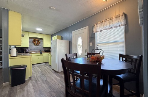 Abilene House | Lakeside Hideaway 5-Min to Shackleford AI Site!
