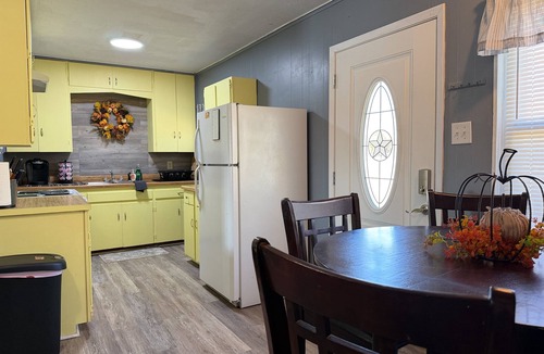 Abilene House | Lakeside Hideaway 5-Min to Shackleford AI Site!